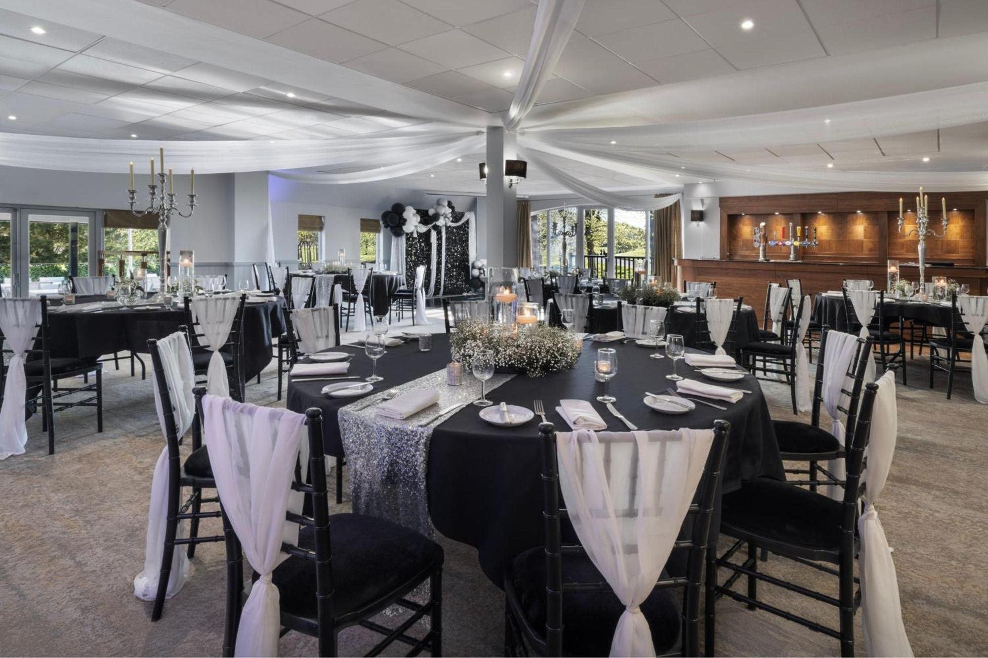 Delta Hotels By Marriott Worsley Park Country Club Exterior foto