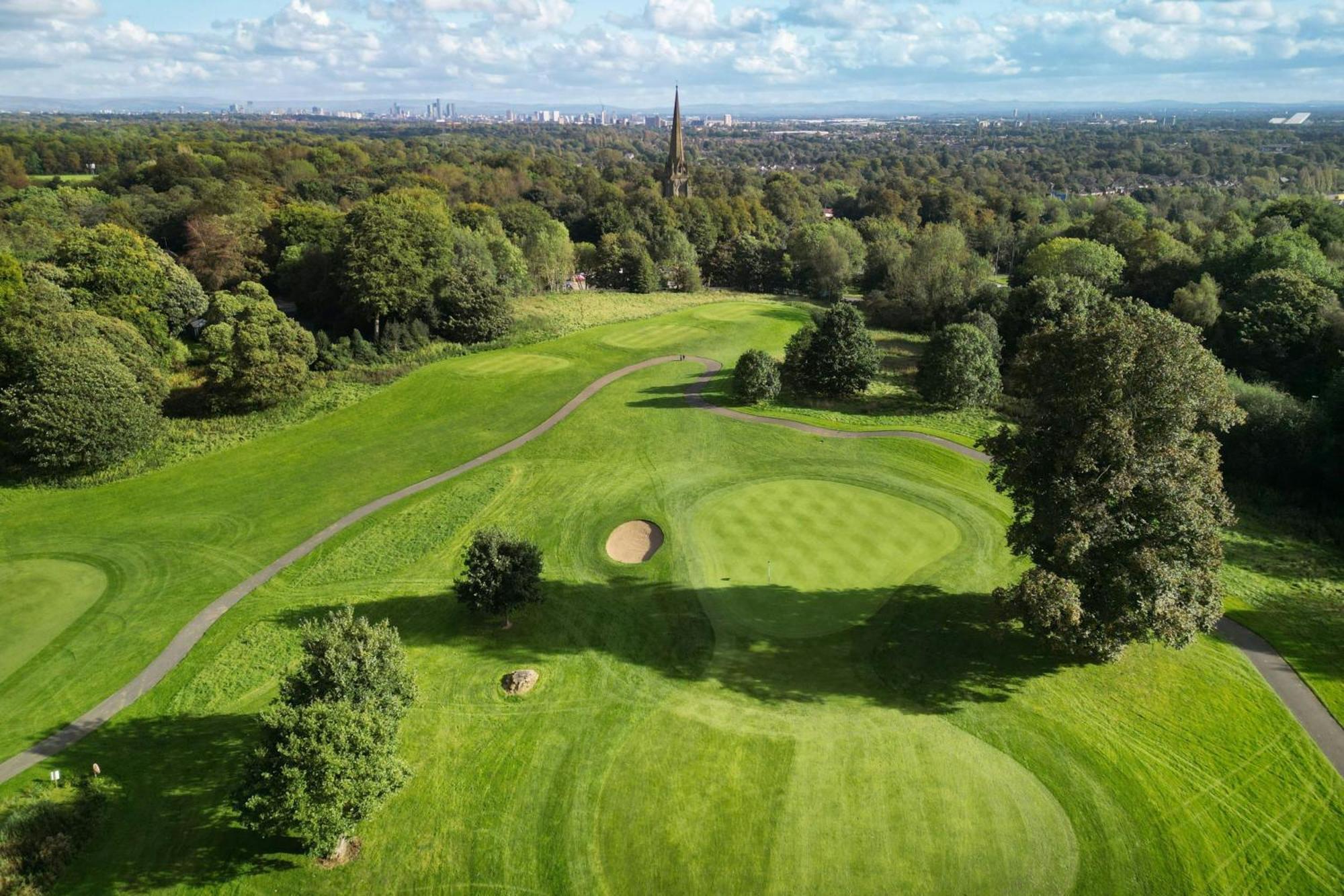 Delta Hotels By Marriott Worsley Park Country Club Exterior foto